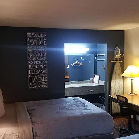 Osu King Bed Hotel Room 109 Wi-Fi Booking Stillwater Exterior foto